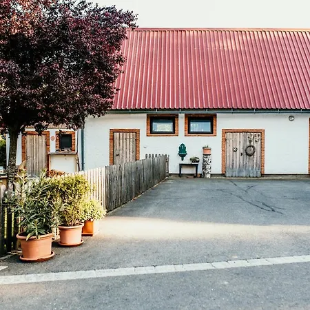 Δωμάτια σε οικογενειακή κατοικία Titscherhof *